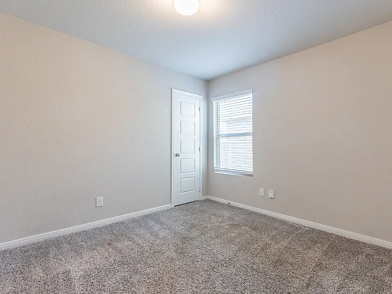 6418 Willow Point Blvd — Photo 15
