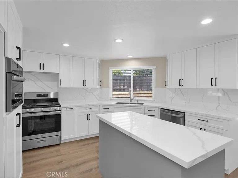 5700 Scotch Pine Rdg — Photo 9