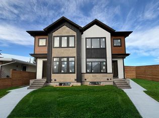 8108 S 47th Ave NW, Calgary, AB T3B 1Z5