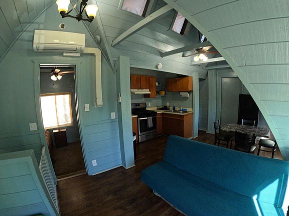2nd shot of living room / kitchen
