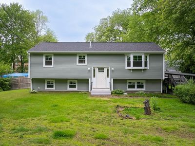 1357 Wilbur Ave, Swansea, MA, 02777