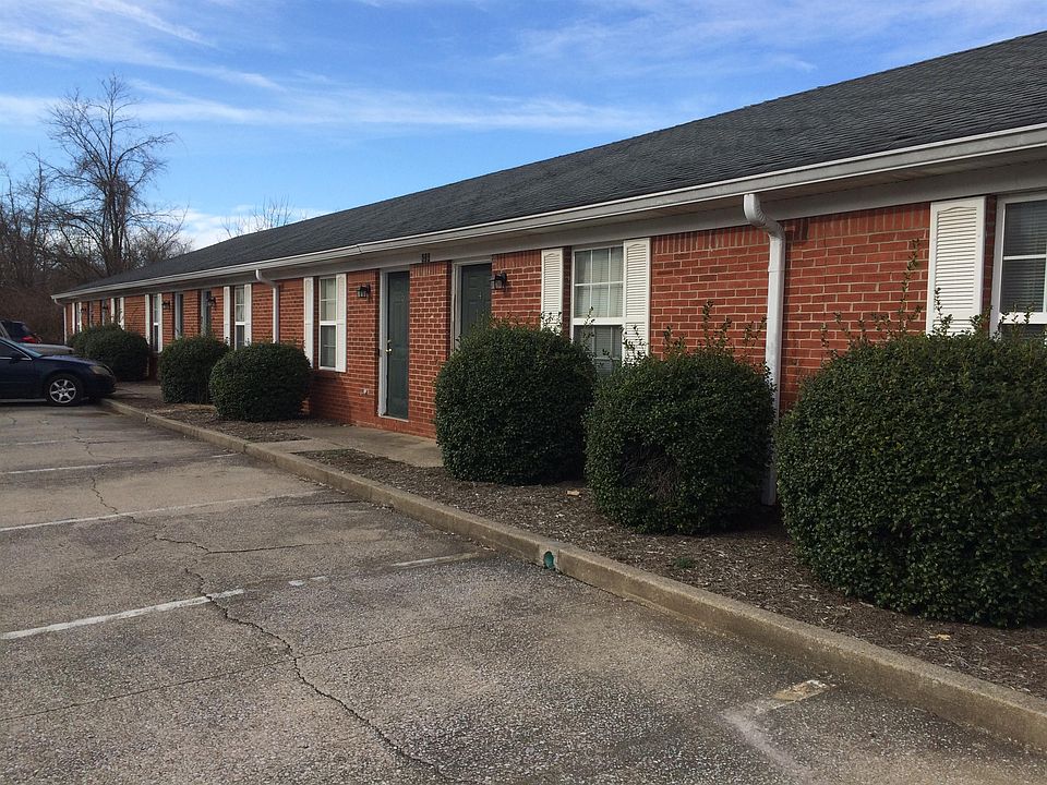 1st image of 424 Jason Dr