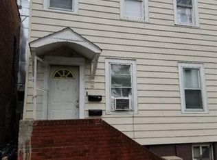 19 Summer St, Lodi, NJ 07644