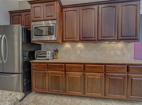 5th image of 11112 Pairnoy Ln