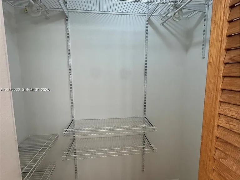 1121 SW 122nd Ave #412-2 — Photo 10