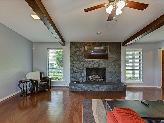 3rd image of 9459 Arborhill Dr