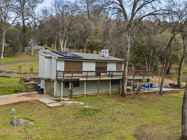 20300 Midland Dr, Sonora, CA 95370