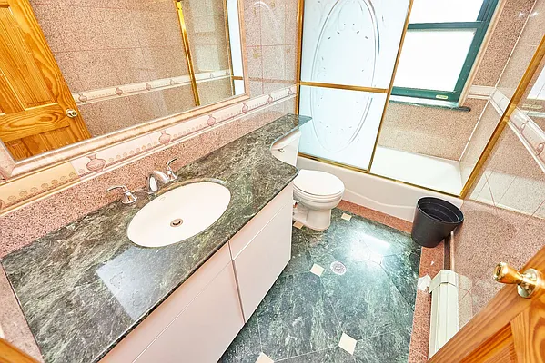 Rented by One Eleven Residential, Inc. | media 32