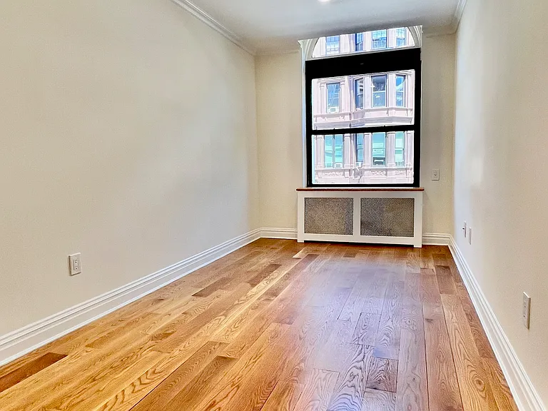 34 W 75th St #2F — Photo 6