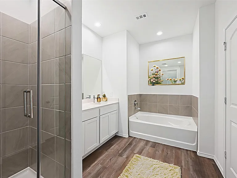 3085 Emerald Ocean Dr — Photo 21