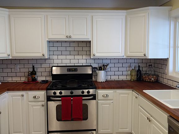 4th image of 407 Jenny Dr