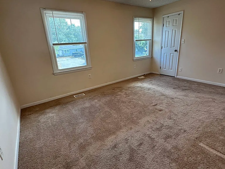 914 C Ave — Photo 20
