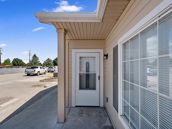4th image of 727 Stampede Ct APT 2A
