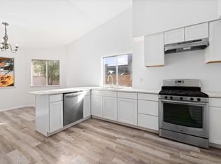 1415 Kings Rd, Palmdale, CA 93551