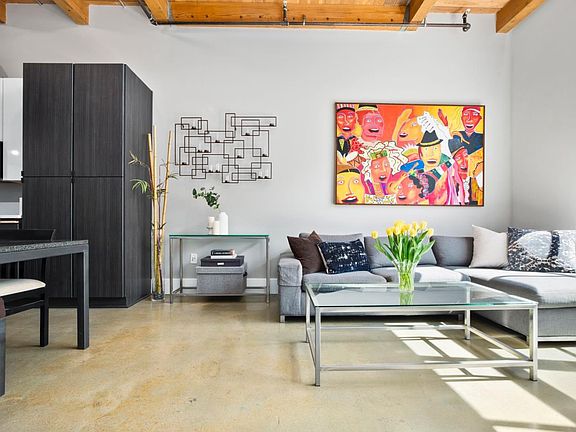 3rd image of 333 Santana Row APT 211