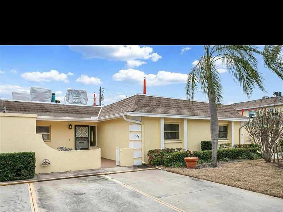 Private villa setting, no neighbors above or below