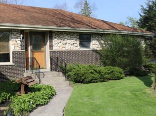 8075 Catalpa St, Dyer, IN 46311