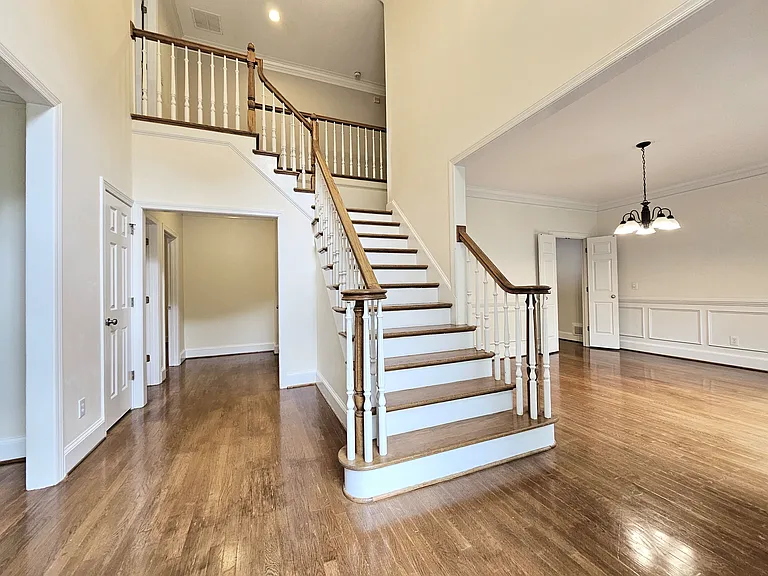 7335 Craigleith Dr — Photo 14