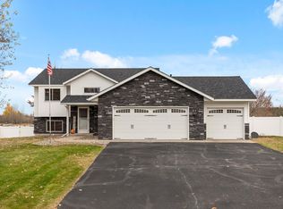26219 150th St NW, Zimmerman, MN 55398