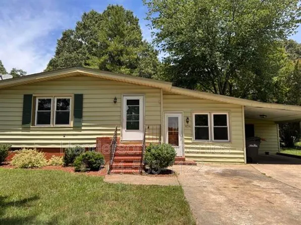 634 N Kelly St, Statesville, NC 28677