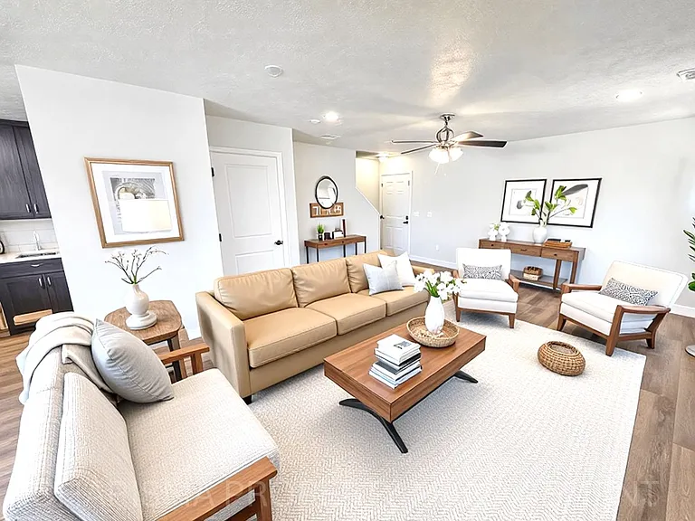 Tunis Drive Townhomes — Photo 4