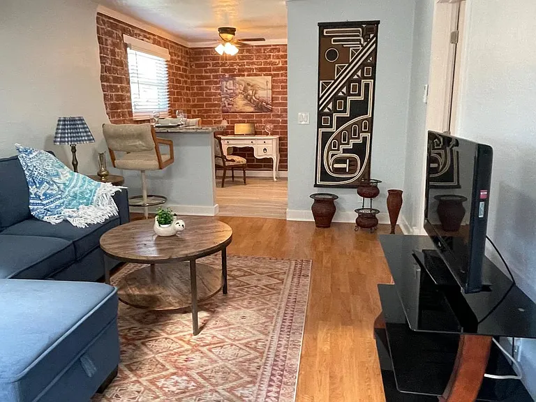 520 Stewart St #1 — Photo 21