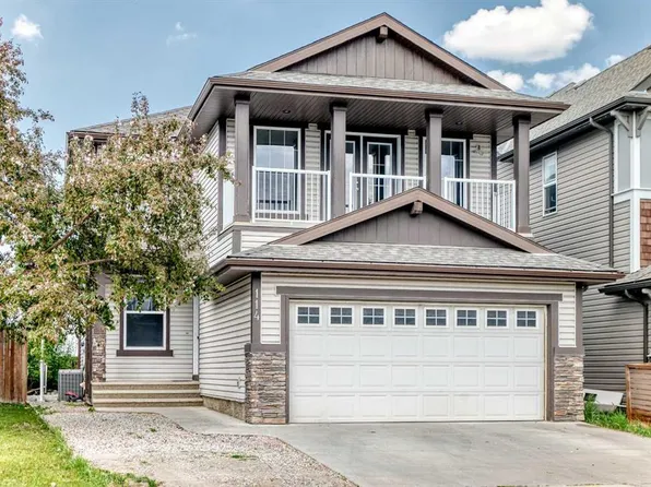 114 S Autumn Cir SE, Calgary, AB T3M 0J7