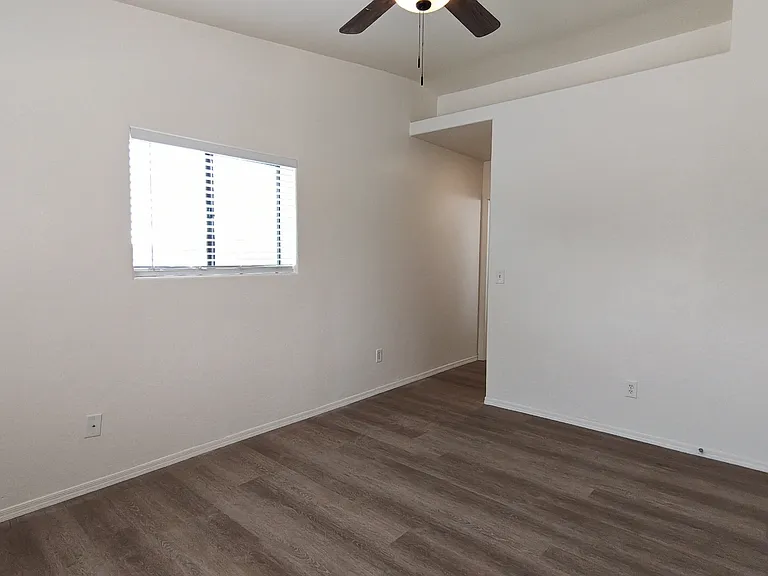 4967 S Fremont Ave #1 — Photo 7