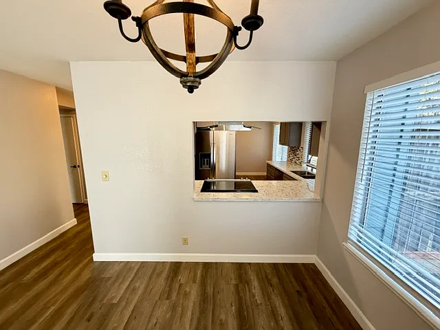 2918 Sunbird Dr — Photo 8