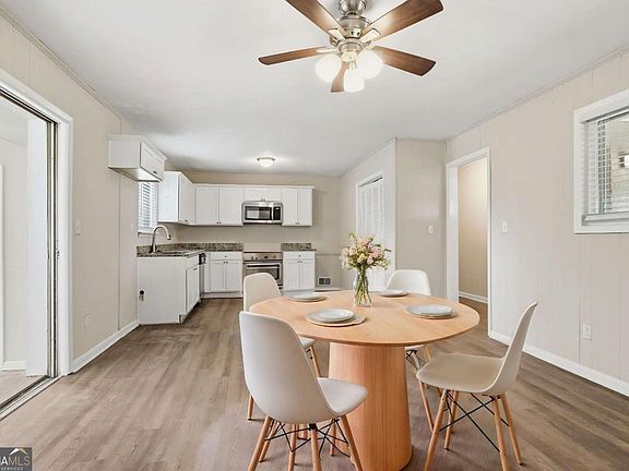 5th image of 3840 Emerald North Dr