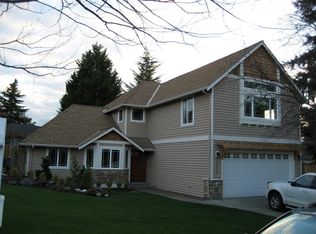 10925 NE 66th Pl, Kirkland, WA 98033