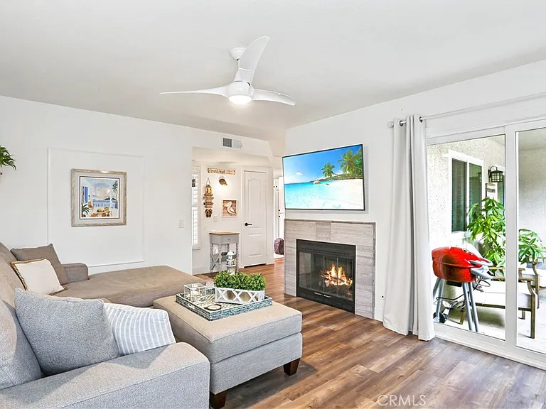 12 Corniche Dr #A — Photo 4