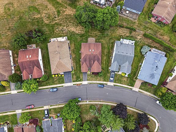 3rd image of 16 Murray Hill Terrace