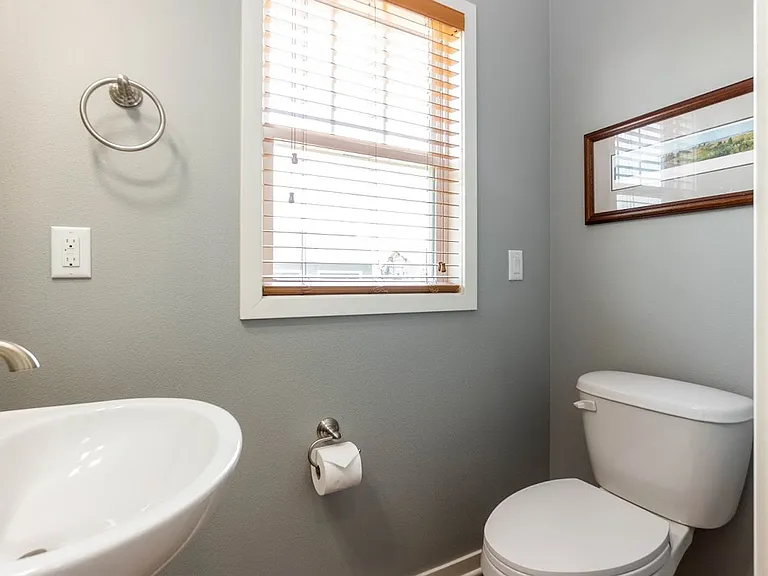 1651 SW Arlan Dr — Photo 14