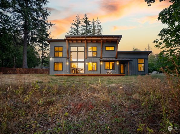 4784 Neptune Circle, Ferndale, WA 98248