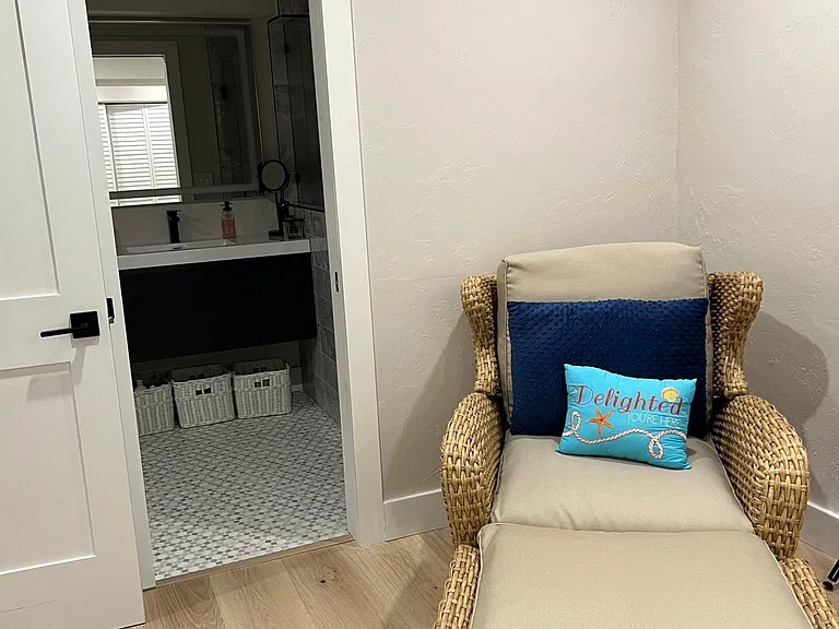 376 Leatherfern Ln — Photo 15