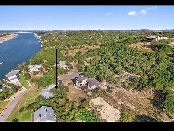 3rd image of 21805 Briarcliff Dr
