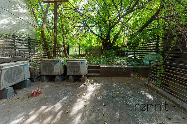 Rented by Rennit Inc. | media 12