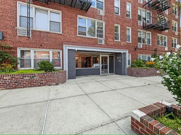 50-15 39th St #4H, Queens, NY 11104