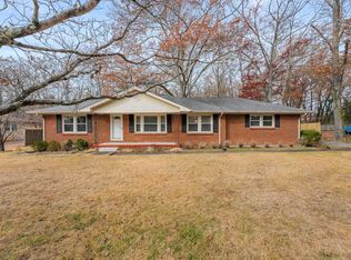 306 Hampton Rd, Tullahoma, TN 37388