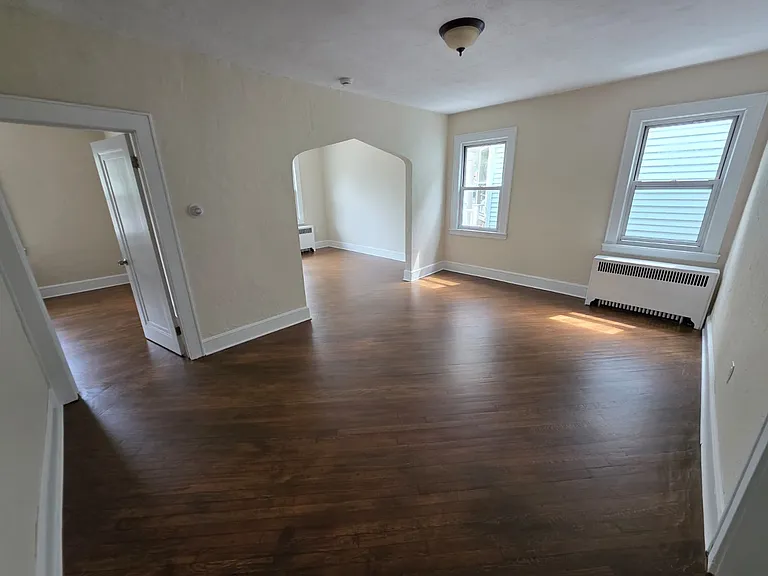 111 Lewis St #2 — Photo 6