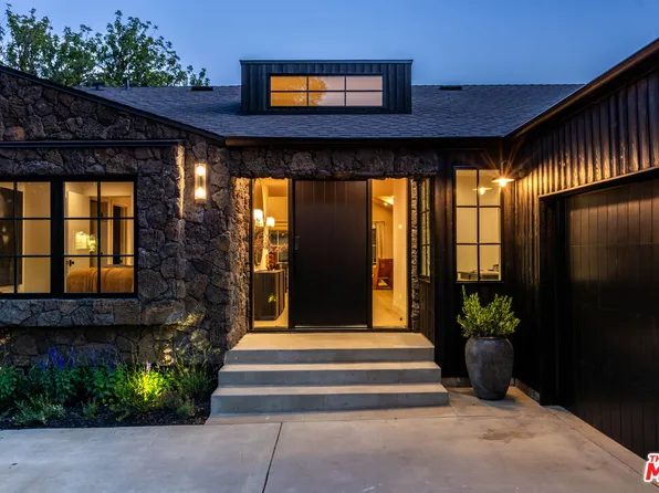 12610 Sarah St, Studio City, CA 91604