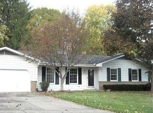 2841 Dartmoor Dr NE, Warren, OH 44483