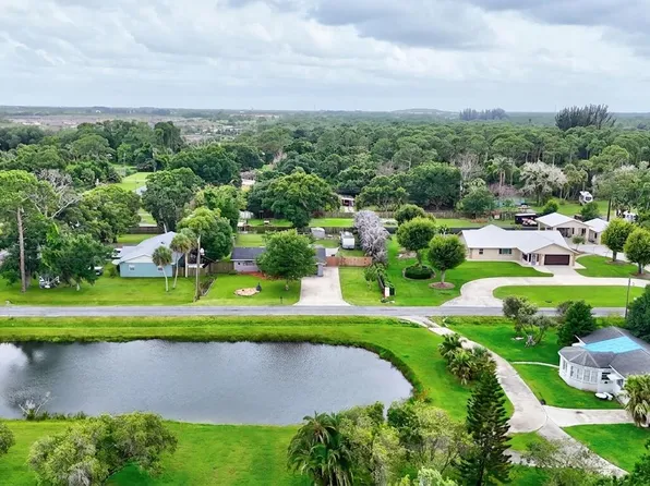 5773 Starcher Avenue, Fort Pierce, FL 34947