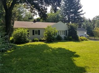 12 Lovely St, Canton, CT 06019