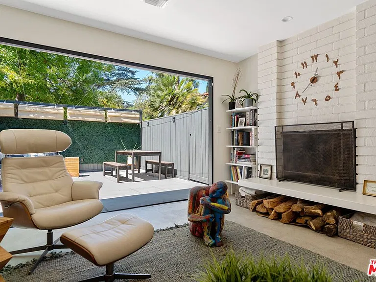 2820 Nichols Canyon Pl — Photo 19