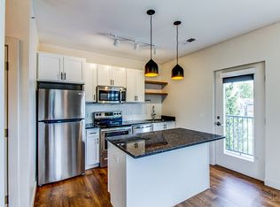 Blackstone Apartments, Omaha, NE 68131