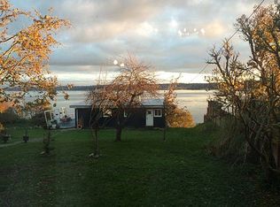 13729 SW Pohl Rd, Vashon, WA 98070