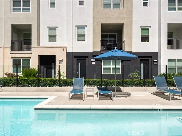 2278 Synergy Dr, Irvine, CA 92614