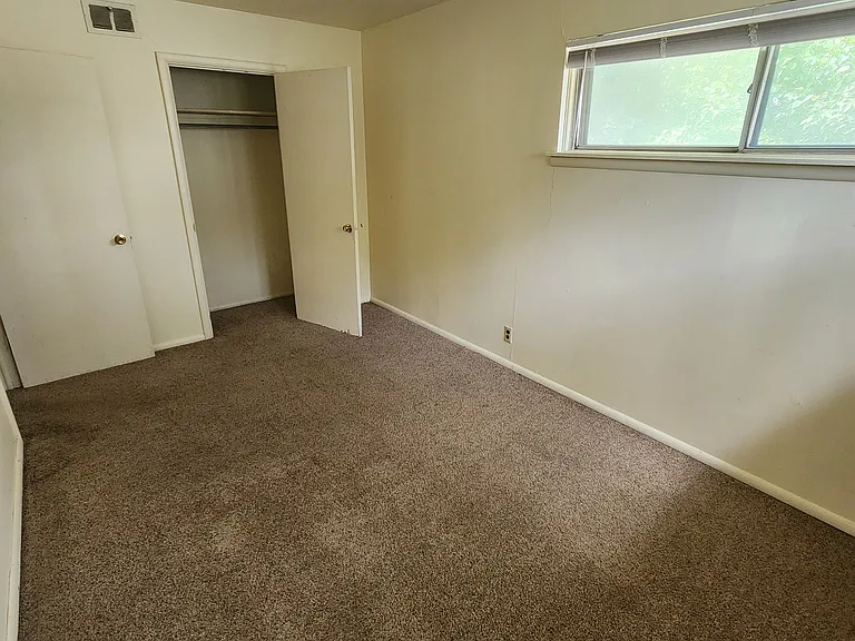 500 E Crawford Ave #26 — Photo 5